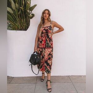 Vici Neverland Tie Back Printed Midi Dress